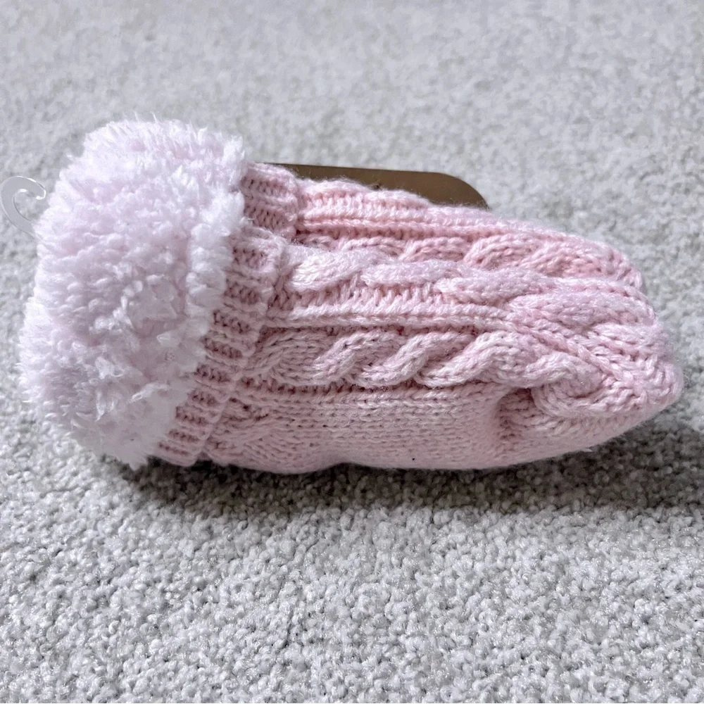 NWT pink faux fur knit booties size 6-12 months